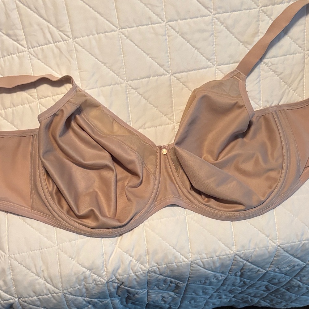 Elomi Soft Beige Bra